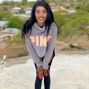 Meet your Posher, Jeanty